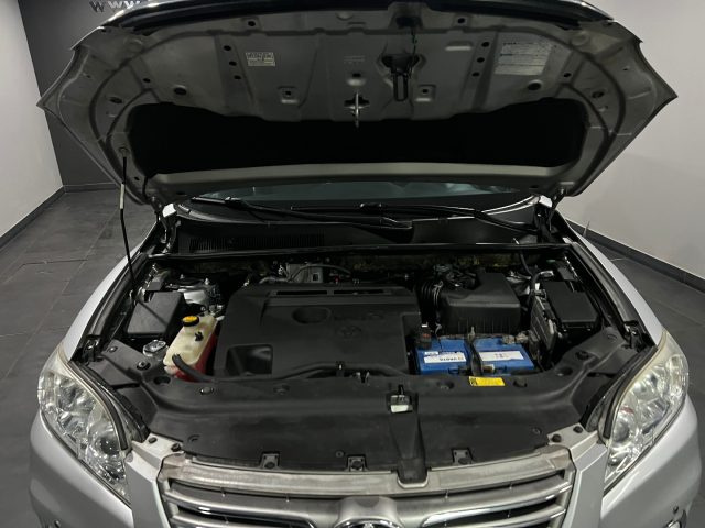 TOYOTA RAV 4 usata, con Cronologia tagliandi