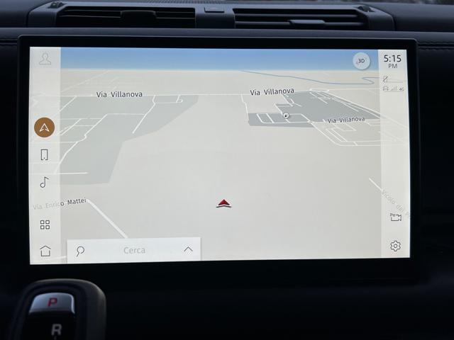 LAND ROVER Defender usata, con Controllo trazione