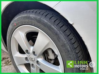 TOYOTA Auris usata, con Cruise Control