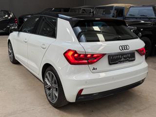 AUDI A1 usata, con Autoradio