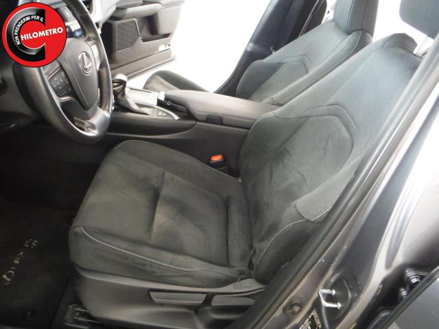 LEXUS UX 250h usata, con Airbag laterali
