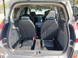 RENAULT Grand Scenic usata, con Isofix