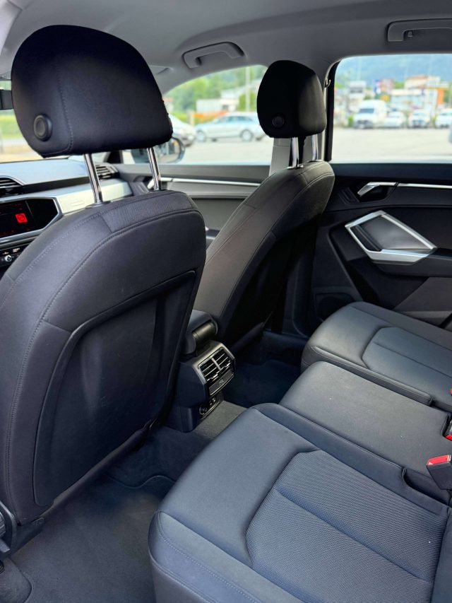 AUDI Q3 usata, con USB