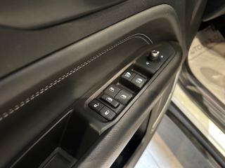 JEEP Compass usata, con Autoradio digitale