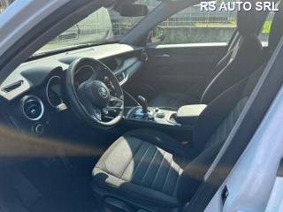 ALFA ROMEO Stelvio usata, con Autoradio