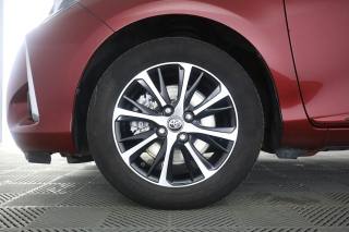 TOYOTA Yaris usata 7