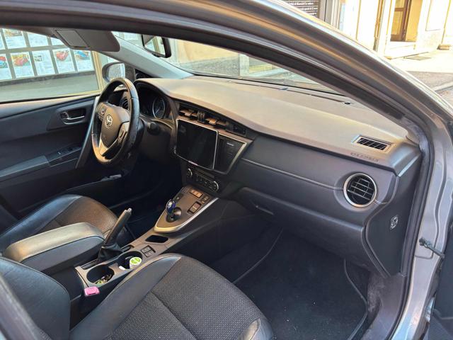 TOYOTA Auris Touring Sports usata, con Park Distance Control