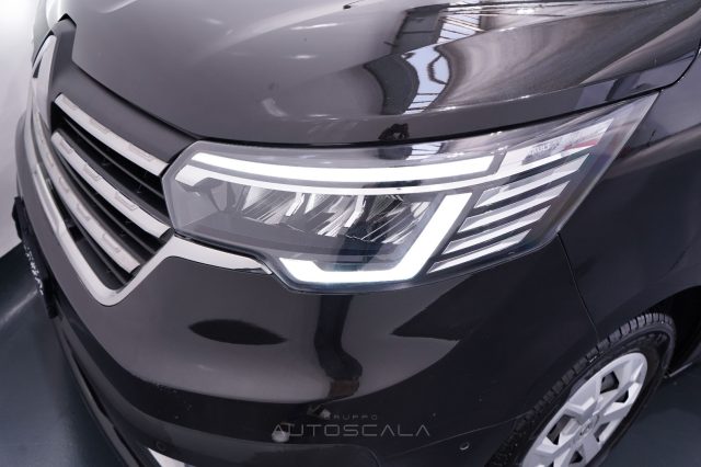 RENAULT Trafic usata 25