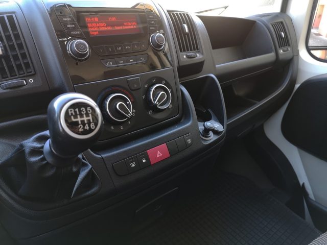 PEUGEOT Boxer usata, con Volante multifunzione