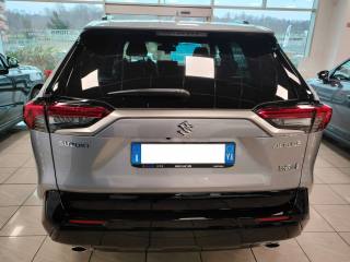 SUZUKI Across usata, con Autoradio