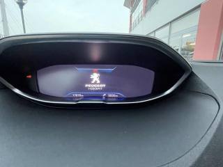 PEUGEOT 5008 usata, con Controllo elettronico della corsia