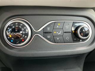 RENAULT Twingo usata, con Fari LED