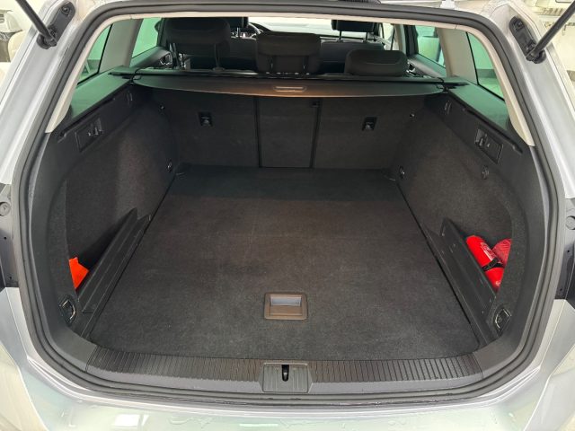 VOLKSWAGEN Passat Variant usata, con Climatizzatore
