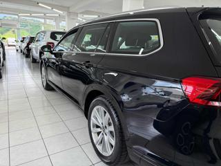 VOLKSWAGEN Passat Variant usata, con Bluetooth