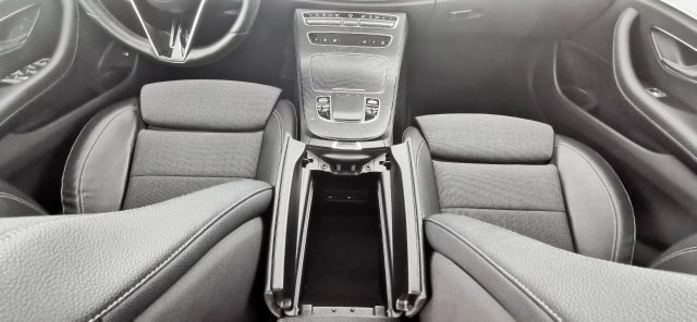 MERCEDES-BENZ E 300 usata, con Airbag testa
