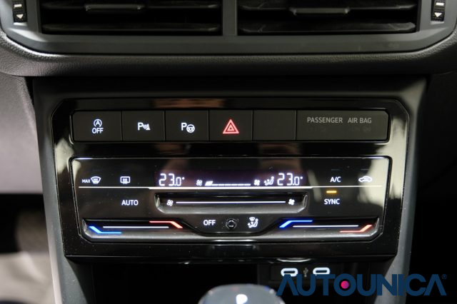 VOLKSWAGEN T-Cross usata, con Volante multifunzione