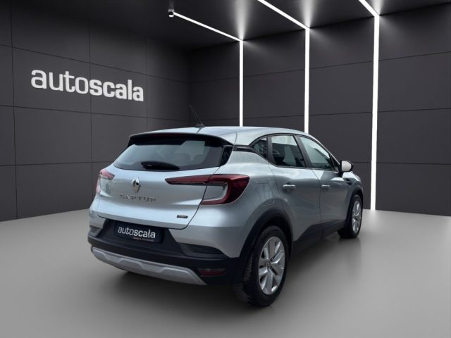 RENAULT Captur usata, con Autoradio