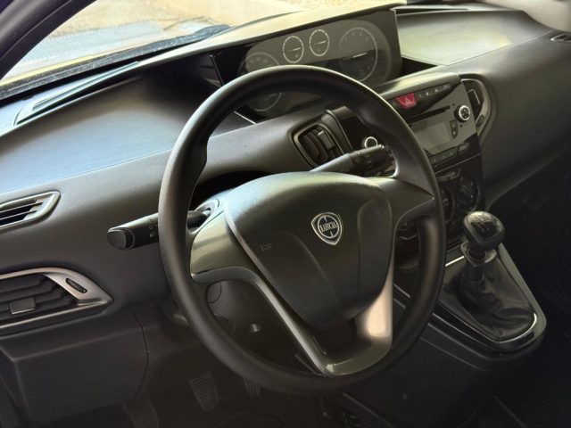 LANCIA Ypsilon usata 9