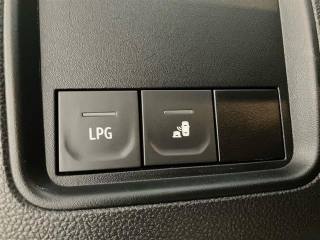 DACIA Duster usata 21