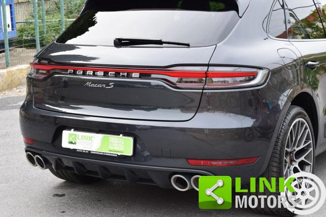 PORSCHE Macan usata, con Leve al volante