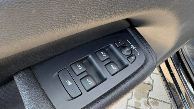 VOLVO XC60 usata, con Controllo elettronico della corsia