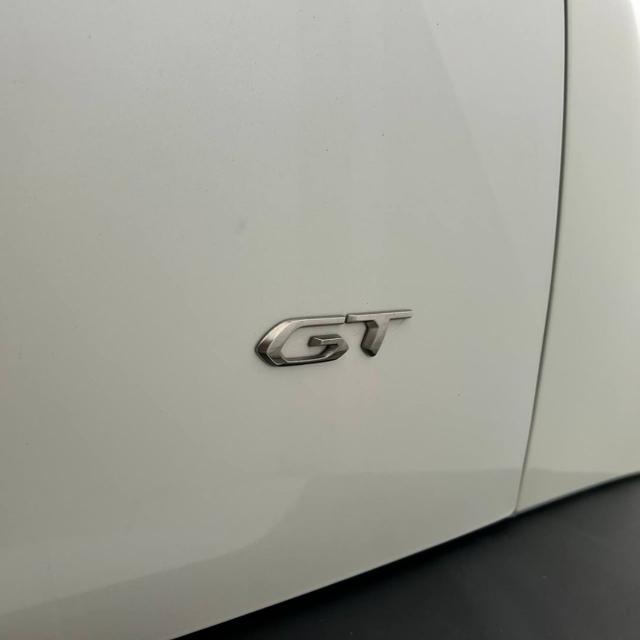 PEUGEOT 2008 usata, con Sensori di parcheggio anteriori