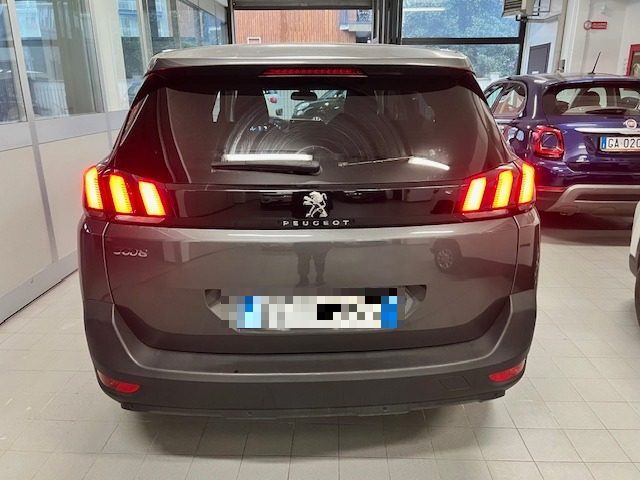 PEUGEOT 5008 usata, con Alzacristalli elettrici