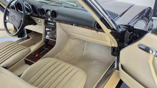 MERCEDES-BENZ SL 560 usata, con Chiusura centralizzata