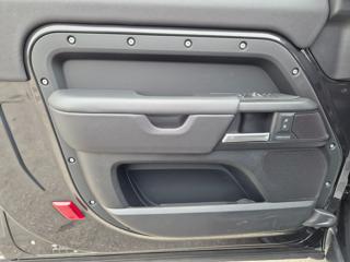 LAND ROVER Defender usata, con Controllo trazione