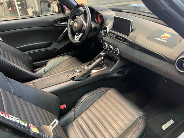 ABARTH 124 Spider usata 13