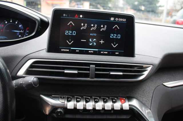 PEUGEOT 3008 usata, con Specchietti laterali elettrici