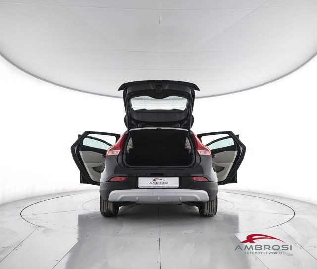 VOLVO V40 Cross Country usata 6