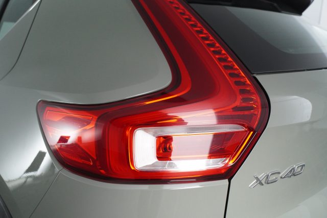 VOLVO XC40 usata 13