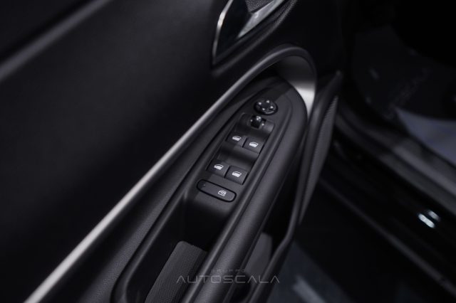 JEEP Avenger usata, con Controllo automatico clima