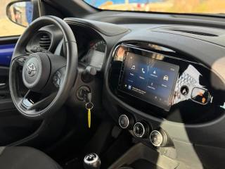 TOYOTA Aygo X usata, con Sistema di navigazione