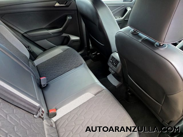 VOLKSWAGEN T-Roc usata, con Servosterzo