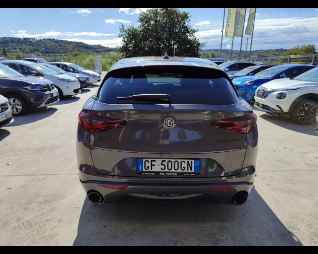 ALFA ROMEO Stelvio usata, con Cerchi in lega