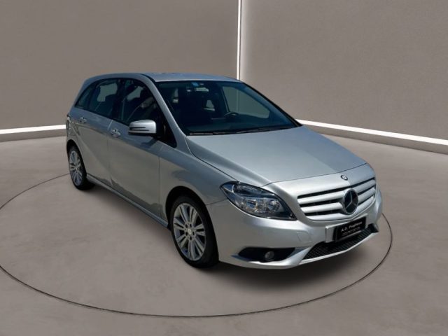 MERCEDES-BENZ CLA usata, con Airbag laterali