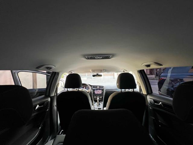 VOLKSWAGEN Golf Variant usata, con Fendinebbia