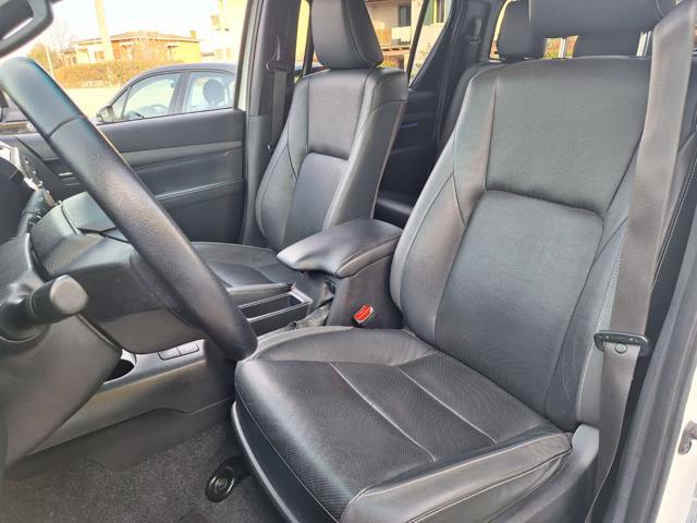 TOYOTA Hilux usata, con Chiusura centralizzata