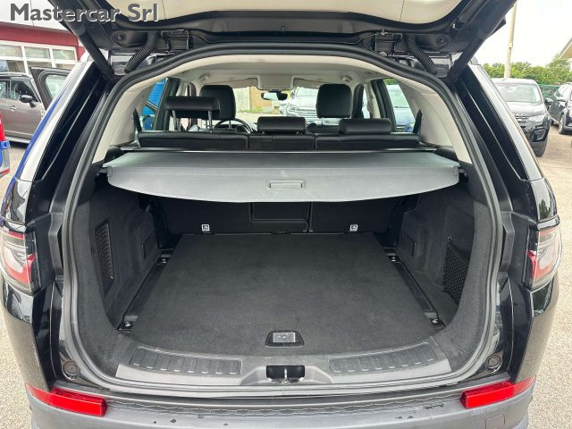 LAND ROVER Discovery Sport usata, con Portellone posteriore elettrico