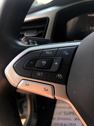 VOLKSWAGEN T-Roc usata, con Sistema di navigazione
