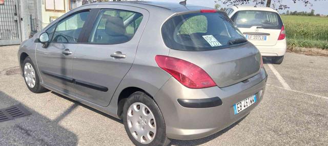 PEUGEOT 308 usata, con Autoradio