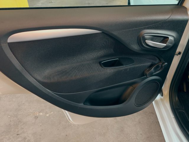 FIAT Punto usata 36
