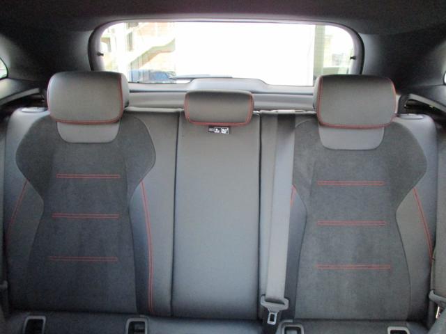 MERCEDES-BENZ GLA 200 usata 28