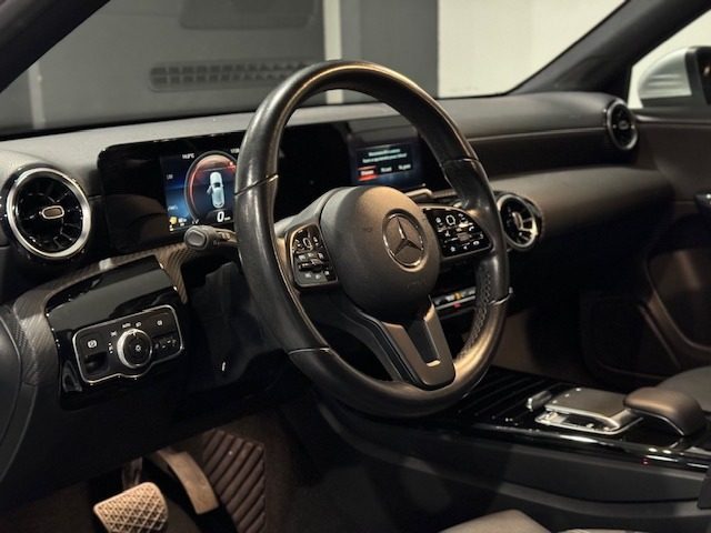 MERCEDES-BENZ A 180 usata, con Cruise Control
