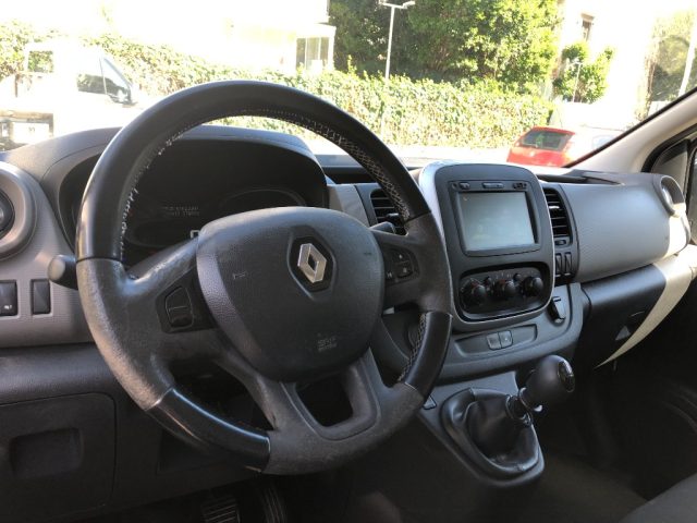 RENAULT Trafic usata, con Bracciolo