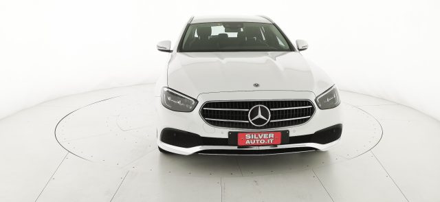 MERCEDES-BENZ E 300 usata, con Touch screen