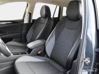 VOLKSWAGEN Tiguan usata, con Leve al volante