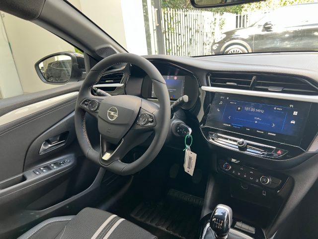 OPEL Corsa usata, con Climatizzatore